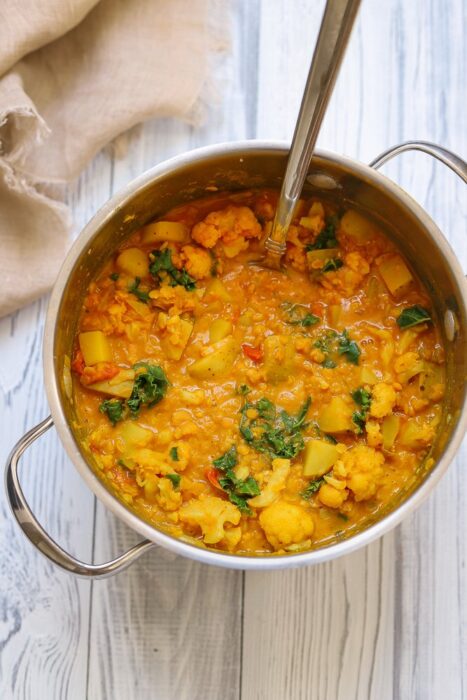 Vegan Potato and Cauliflower Curry | Easy Vegan Curry Recipe