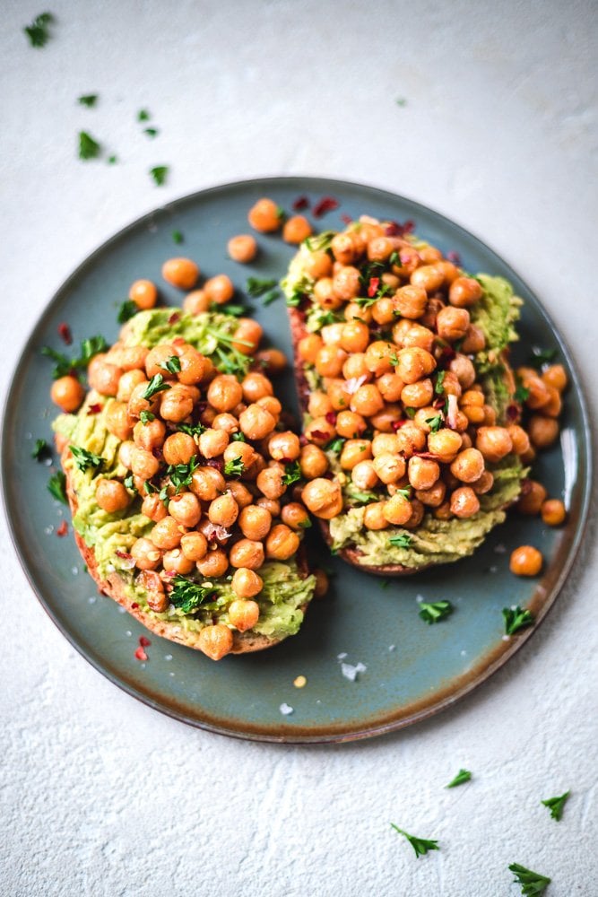 Roasted Chickpeas and Avocado Toast easy vegan breakfast recipe