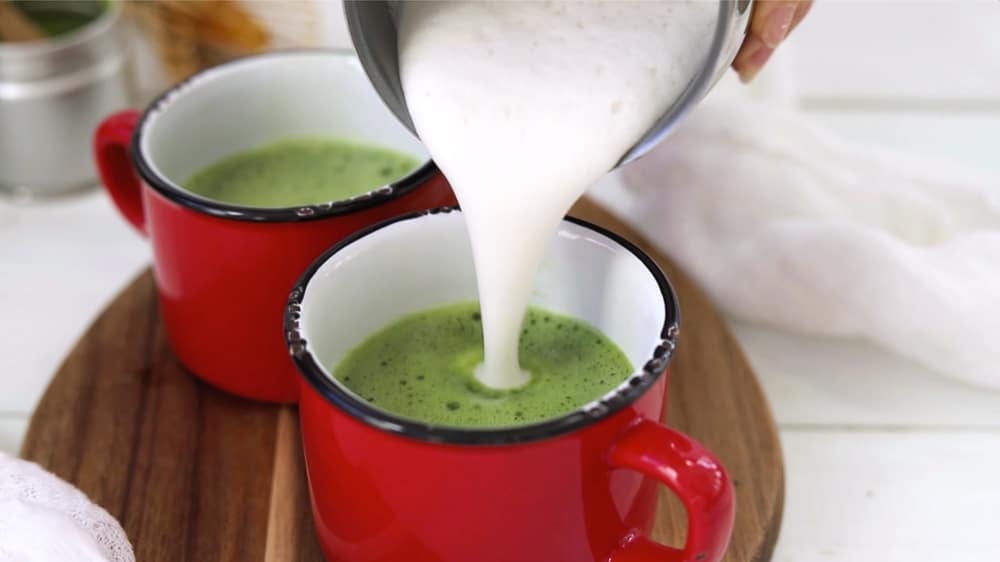 How to Make a Matcha Latte with almond milk (Vegan) Two Spoons