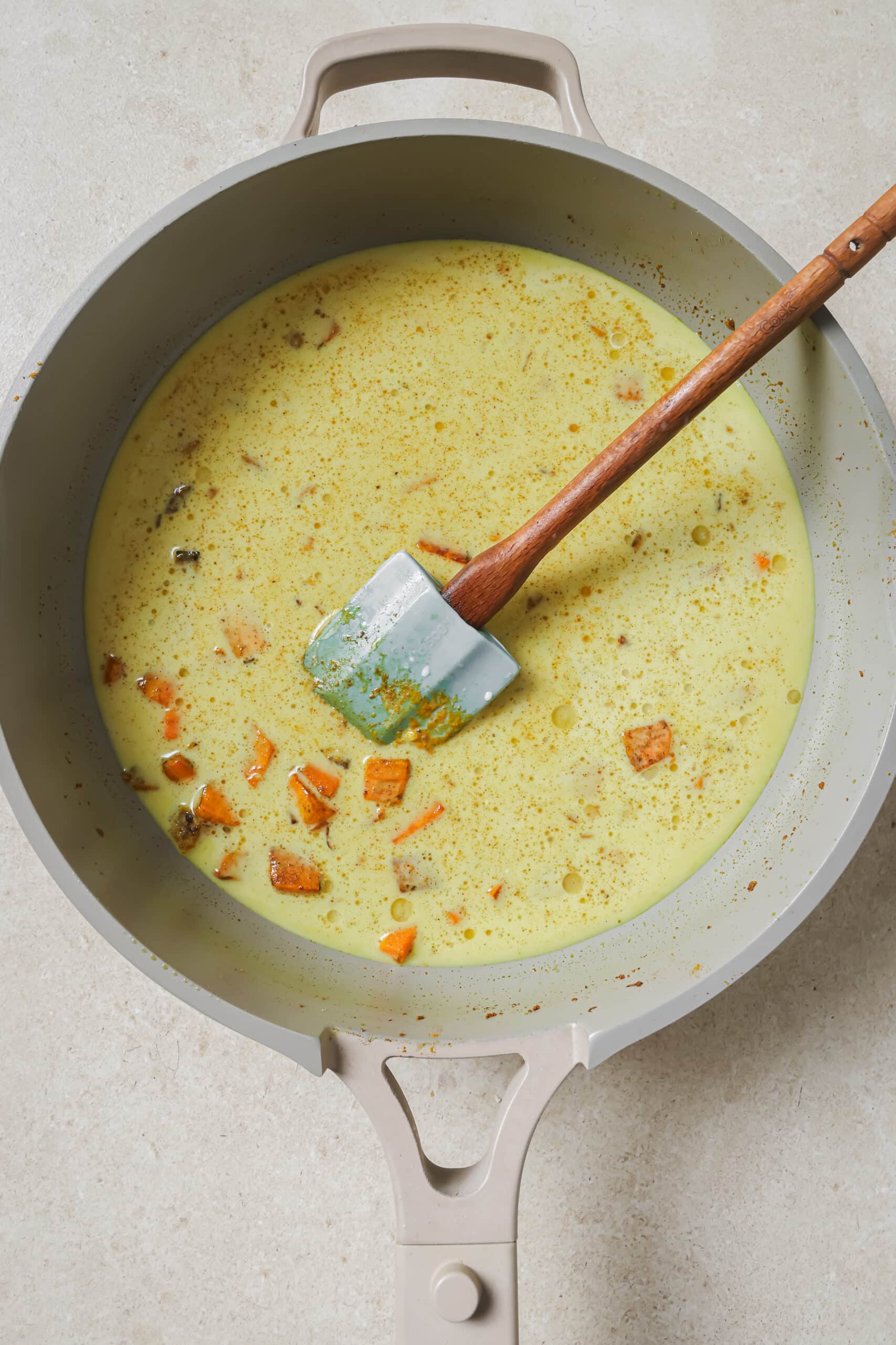 30-Minute Roasted Cauliflower Curry with Chickpeas (Vegan) - Two Spoons