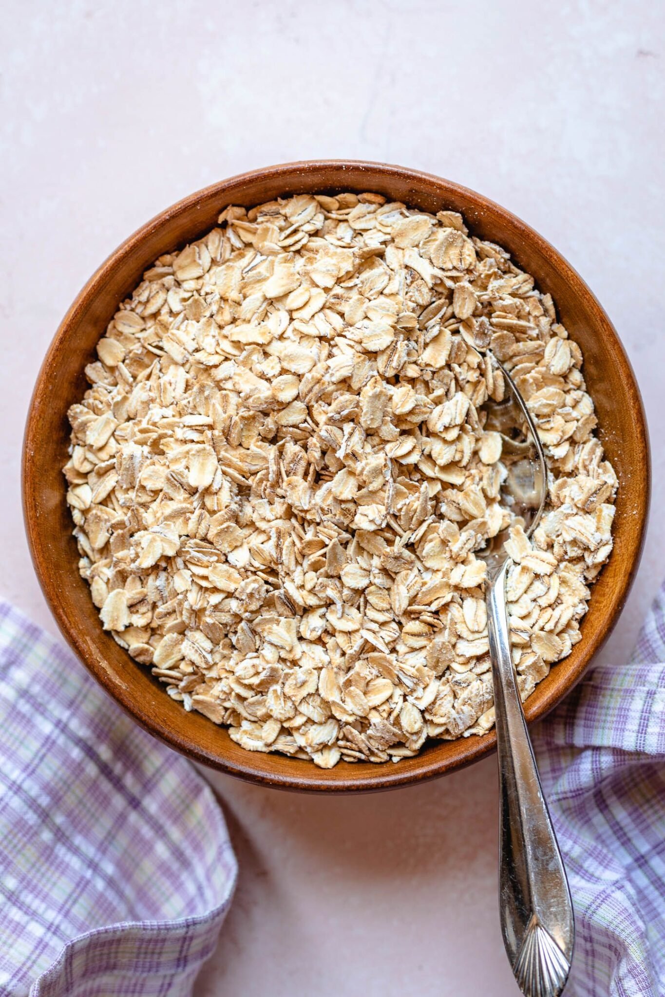 Types of Oats - Difference between steel cut, rolled, instant - Two Spoons