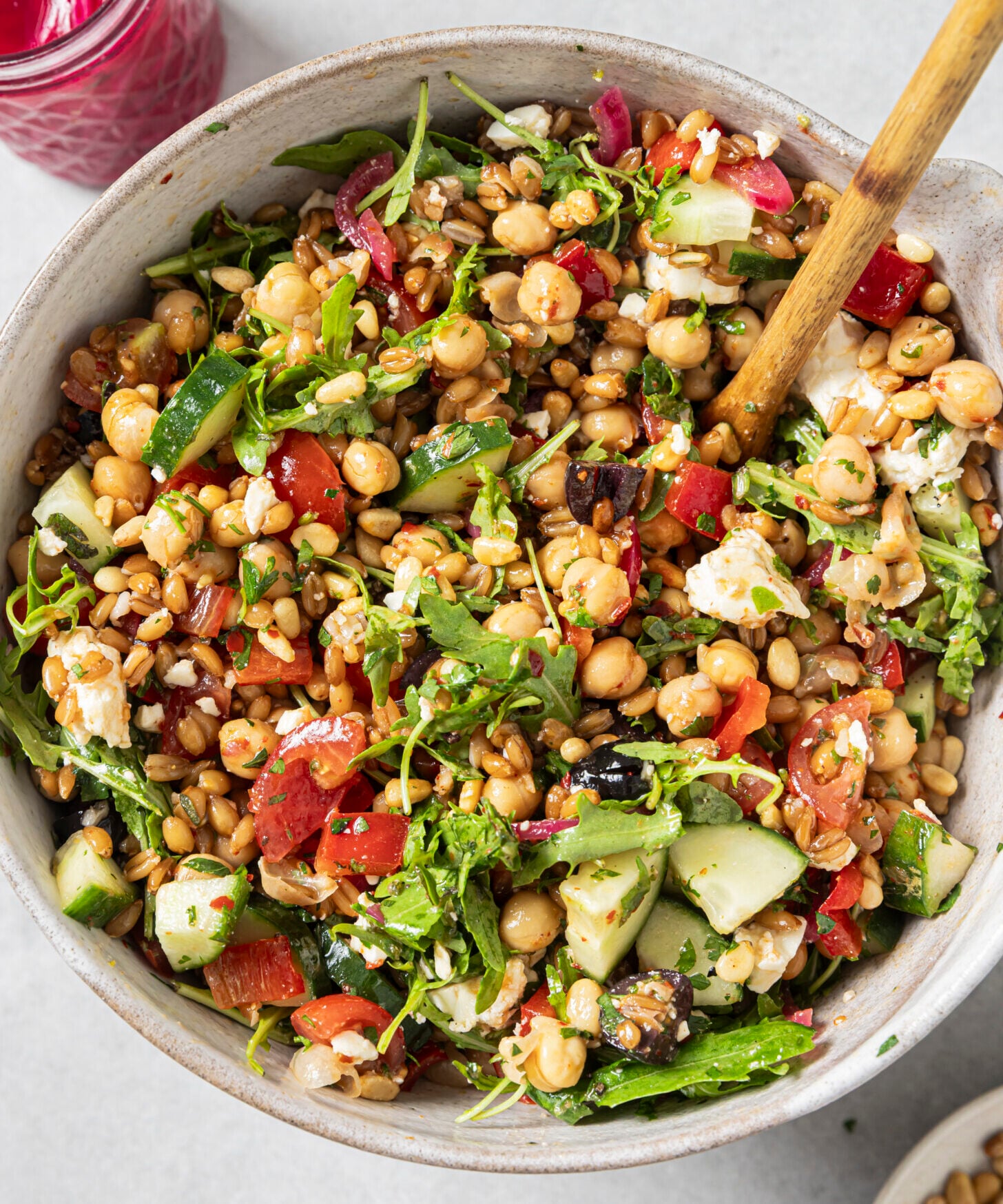 Mediterranean Farro Salad with Chickpeas and Arugula