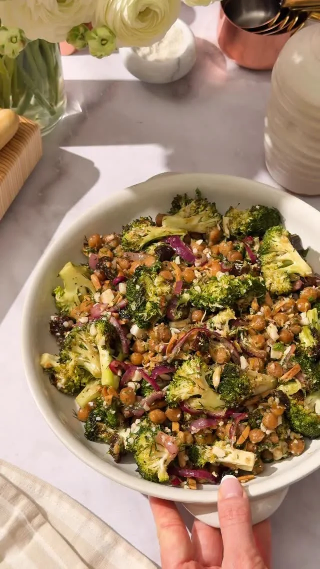 Obsessed with my 30-Minute Roasted Broccoli & Chickpea Salad. Comment “ROASTED” and I’ll DM you the recipe.🥦👇 Made with oven roasted crispy broccoli, crunchy chickpeas, fresh mint, dill, and sweet dates. Drizzled with a bright lemon vinaigrette. This one is 10/10. 

#plantbasedrecipes #vegansalad #healthysalad #broccolisalad #chickpeasalad