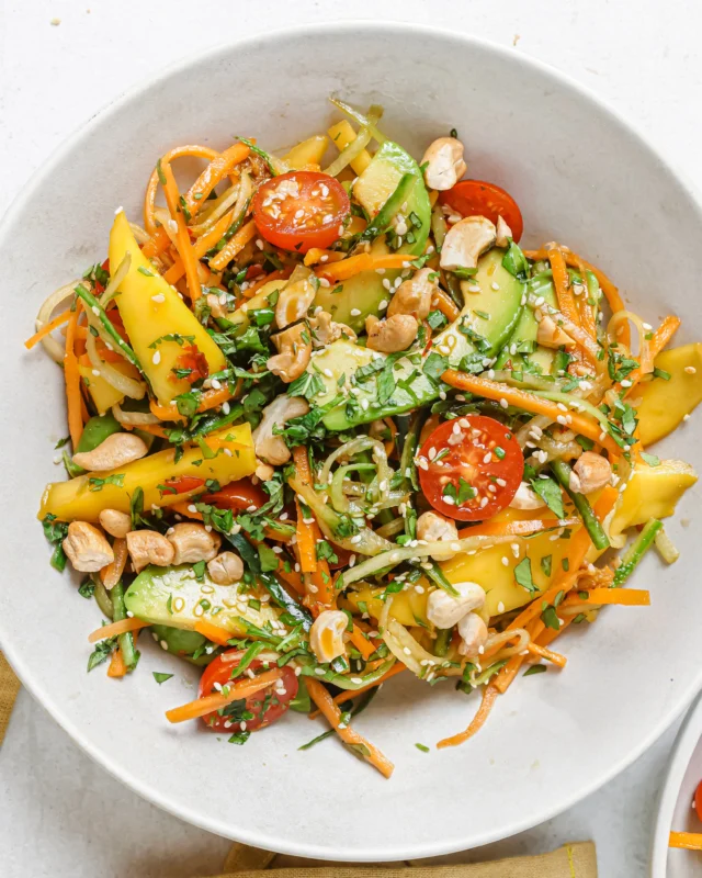 20-Minute Mango Cucumber Salad with Avocado.🥭 🌱 This one is so fresh and simple! Lightly spiced with a chili ginger lime dressing. Comment MANGO for the recipe. Hope you love this one.💛

#mangosalad #healthysalad #cucumbersalad #plantbasedrecipes #twospoons