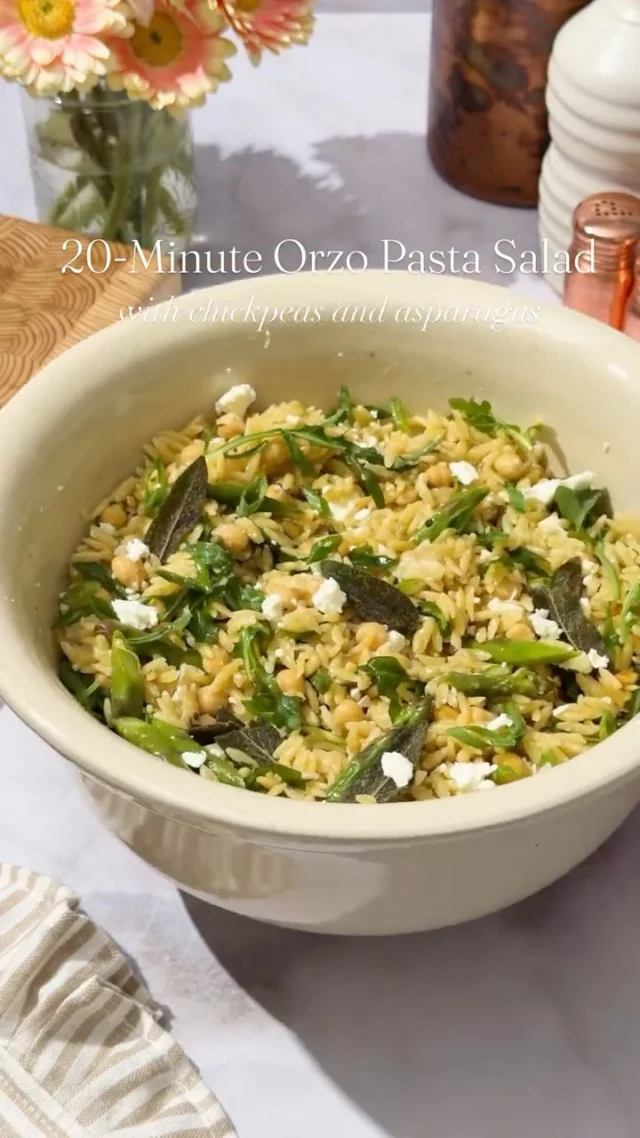 If you thought you hated pasta salad you’re making it wrong. This is my 20-Minute Orzo Pasta Salad with chickpeas and asparagus. No mayo, and no rubbery rotini! Comment “RECIPE” and I’ll send it to you.

#pastasalad #orzo #plantbasedrecipe #chickpeasalad #wholefoodplantbased