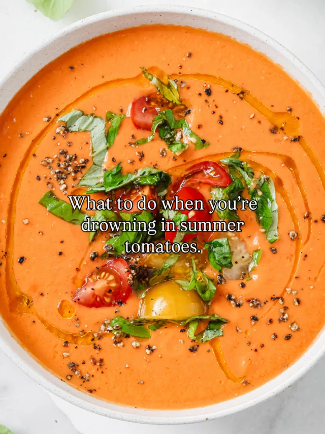 Drowning in summer tomatoes and acting like it’s a burden? Blend them up, chill for 2 hours, and call it soup. 💅🍅 Reply “RECIPE” for this vibrant Tomato Gazpacho.

#tomatoseason #tomatosoup #gazpacho #wholefoodsplantbased #cleaneatingrecipe 

https://www.twospoons.ca/easy-gazpacho-recipe/