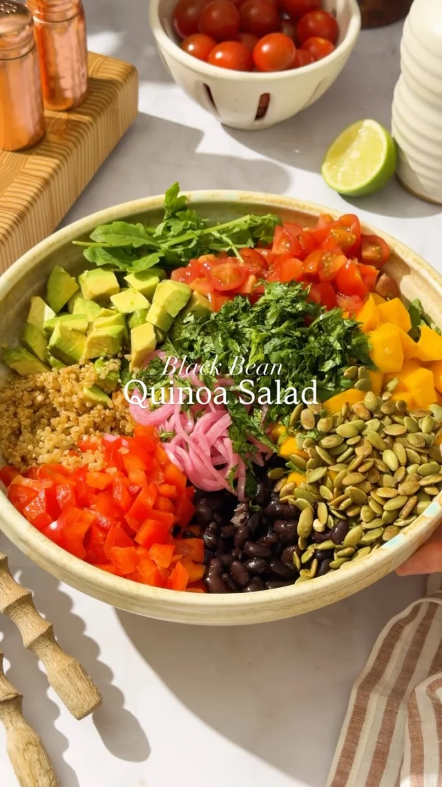 Upgrade your Quinoa Salad.💪 Comment “RECIPE” and I’ll DM you this rainbow Black Bean Quinoa Salad.🌈🌱 

#quinoasalad #blackbeans #saladsofinstagram #saladrecipe #wholefoodplantbaseddiet 

https://www.twospoons.ca/30-minute-black-bean-quinoa-salad-with-mango-and-avocado/
