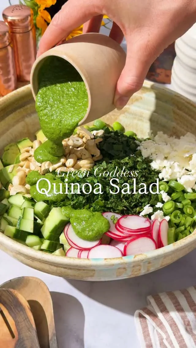 I have IBS and this is my GO-TO quinoa salad for gut health!🙌 Listen to why plant diversity is so important for a healthy gut. And comment “RECIPE” for this Green Goddess Quinoa Salad.🌱💚 

#quinoasalad #greengoddess #healthysalad #vegansalad #wholefoodsplantbased 

https://www.twospoons.ca/30-minute-chopped-green-goddess-quinoa-salad/